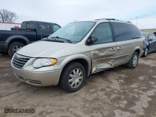 2006 Chrysler Town & Country LWB Touring with VIN 2A4GP54L16R781535, listed as a IAAI auction lot 41704286 with 184,610 mi miles. Bid and sale history available at carsss.com. Image 17.