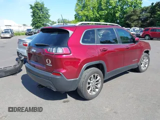 2019 Jeep Cherokee Latitude Plus z VIN 1C4PJMLX0KD346993, wystawiony jako IAAI lot #42373990 z przebiegiem 92 213 mil mil oraz . Historia ofert i sprzedaży dostępna na DreamBid. Obrazek 4.