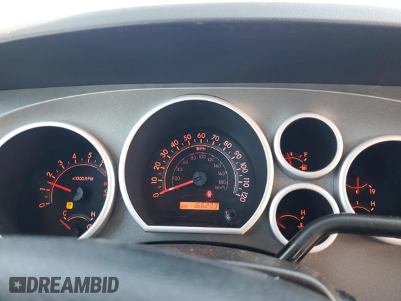 2013 Toyota Tundra z VIN 5TFRM5F1XDX065735, wystawiony jako Copart lot #52385275 z przebiegiem 166 233 mil mil oraz Czysty tytuł • Clean title. Historia ofert i sprzedaży dostępna na DreamBid. Obrazek 9.