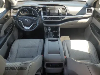 2014 Toyota Highlander LE z VIN 5TDBKRFH2ES070222, wystawiony jako Copart lot #52107425 z przebiegiem 160 610 mil mil oraz Szkoda całkowita • Salvage title. Historia ofert i sprzedaży dostępna na DreamBid. Obrazek 8.