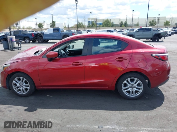 2016 Scion iA with VIN 3MYDLBZV7GY106529, listed as a IAAI auction lot 41915609 with 81,331 mi miles. Bid and sale history available at carsss.com. Image 14.