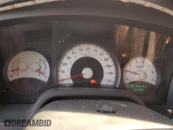 2007 Dodge Dakota ST with VIN 1D7HE22K87S255918, listed as a Copart auction lot 45537175 with 132,969 mi miles and Salvage Title. Bid and sale history available at DreamBid. Image 9.