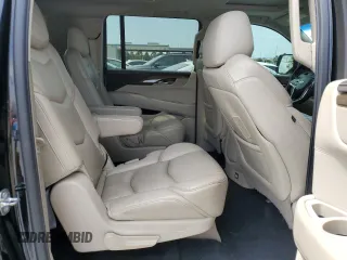 2020 Cadillac Escalade ESV Luxury z VIN 1GYS3HKJXLR122461, wystawiony jako Copart lot #50350175 z przebiegiem 172 411 mil mil oraz Czysty tytuł • Clean title. Historia ofert i sprzedaży dostępna na DreamBid. Obrazek 11.