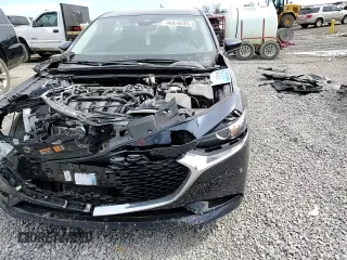 2022 Mazda 3 Preferred with VIN 3MZBPACL3NM317725, listed as a Copart auction lot 46826645 with 23,718 mi miles and Salvage title. Bid and sale history available at DreamBid. Image 10.
