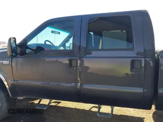 2000 Ford F-350 XL with VIN 1FTSW31F4YEA82549, listed as a IAAI auction lot 41347100 with 163,373 mi miles and . Bid and sale history available at DreamBid. Image 14.