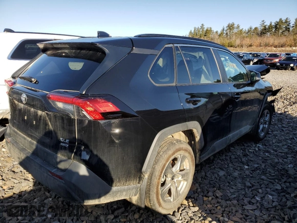 2024 Toyota RAV4 XLE with VIN 2T3P1RFV3RC454515, listed as a Copart auction lot 47398185 with Not Provided miles and Salvage Title. Bid and sale history available at DreamBid. Image 3.