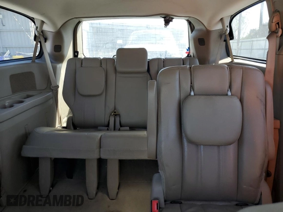 2015 Chrysler Town & Country Touring with VIN 2C4RC1BG0FR730519, listed as a Copart auction lot 48989575 with 253,447 mi miles and Clean Title. Bid and sale history available at carsss.com. Image 10.