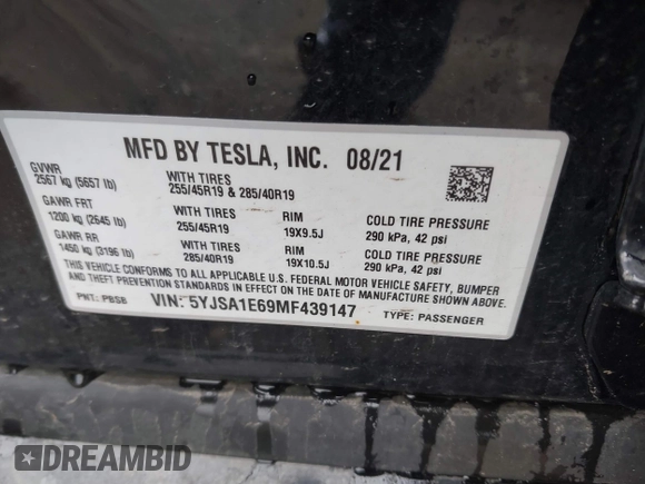 2021 Tesla Model S Plaid with VIN 5YJSA1E69MF439147, listed as a IAAI auction lot 41825656 with 25,626 mi miles. Bid and sale history available at carsss.com. Image 9.