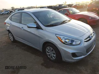 2016 Hyundai Accent SE z VIN KMHCT4AE2GU053576, wystawiony jako IAAI lot #41599877 z przebiegiem 39 020 mil mil oraz . Historia ofert i sprzedaży dostępna na DreamBid. Obrazek 1.