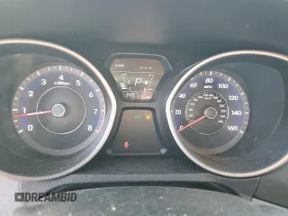 2015 Hyundai Elantra SE z VIN 5NPDH4AE5FH585939, wystawiony jako Copart lot #53569145 z przebiegiem 149 712 mil mil oraz Szkoda całkowita • Salvage title. Historia ofert i sprzedaży dostępna na DreamBid. Obrazek 9.
