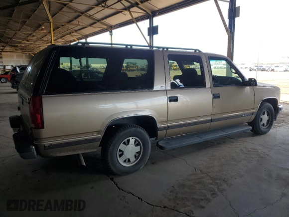 1999 Chevrolet Suburban with VIN 3GNEC16R3XG249107, listed as a Copart auction lot 46469765 with 165,376 mi miles and Clean Title. Bid and sale history available at carsss.com. Image 3.