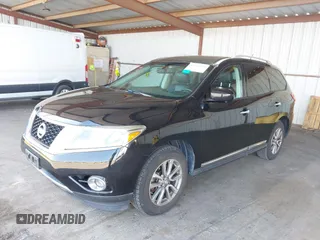 2016 Nissan Pathfinder Platinum with VIN 5N1AR2MM4GC632670, listed as a IAAI auction lot 42433320 with 92,686 mi miles and . Bid and sale history available at DreamBid. Image 17.