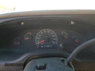 2000 Ford Econoline Cargo z VIN 1FTRE14L2YHB70344, wystawiony jako Copart lot #87704865 z przebiegiem 179 233 mil mil oraz Nie do naprawy. Historia ofert i sprzedaży dostępna na DreamBid. Obrazek 9.