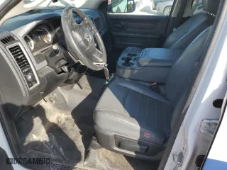 2017 Ram 2500 Tradesman with VIN 3C6UR4CJ0HG587687, listed as a Copart auction lot 44977975 with 299,936 mi miles and Clean Title. Bid and sale history available at carsss.com. Image 7.