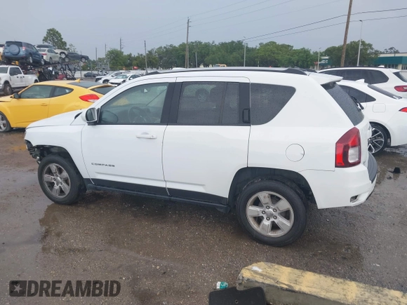 2016 Jeep Compass Latitude with VIN 1C4NJCEA6GD792633, listed as a IAAI auction lot 42240729 with 154,163 mi miles and . Bid and sale history available at DreamBid. Image 15.