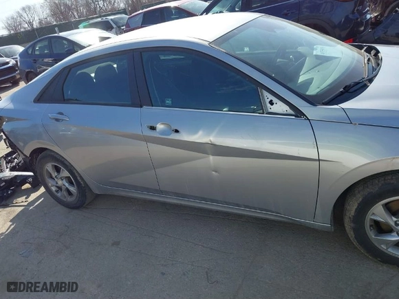 2021 Hyundai Elantra SE with VIN 5NPLL4AG1MH019074, listed as a IAAI auction lot 41755879 with 22,972 mi miles. Bid and sale history available at carsss.com. Image 14.