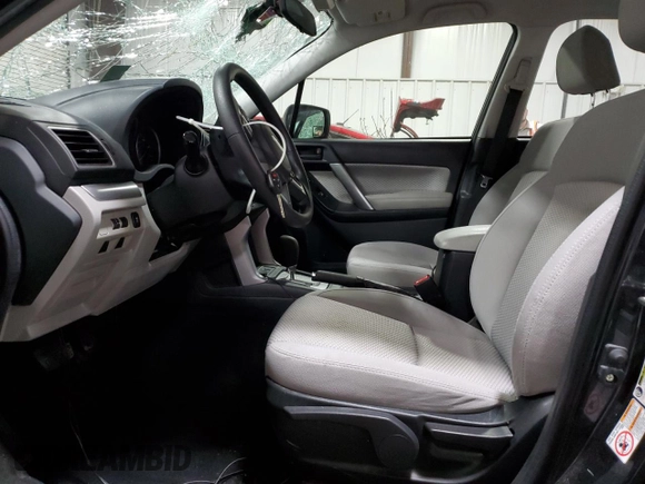 2018 Subaru Forester z VIN JF2SJABC2JH476127, wystawiony jako Copart lot #56340535 z przebiegiem 155 946 mil mil oraz Szkoda całkowita • Salvage title. Historia ofert i sprzedaży dostępna na DreamBid. Obrazek 7.