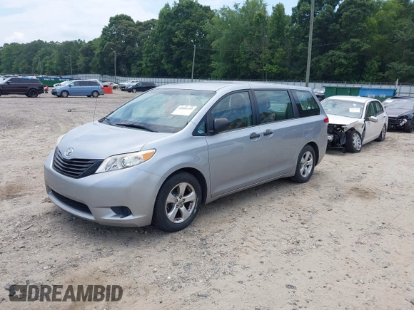 2014 Toyota Sienna L z VIN 5TDZK3DC5ES524062, wystawiony jako IAAI lot #42601245 z przebiegiem 130 892 mil mil oraz . Historia ofert i sprzedaży dostępna na DreamBid. Obrazek 17.