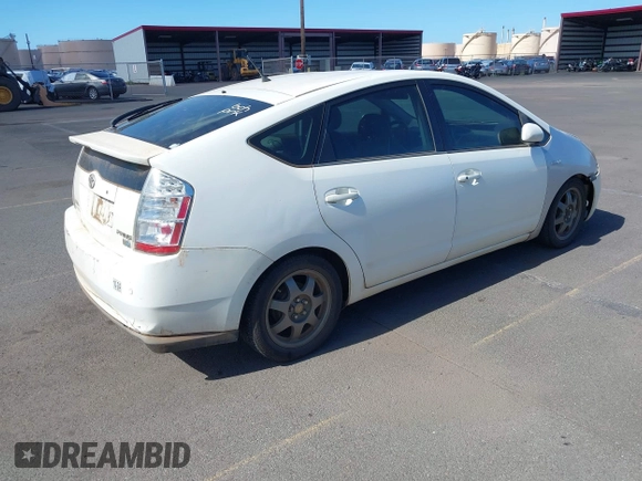 2008 Toyota Prius with VIN JTDKB20U587813256, listed as a IAAI auction lot 42087969 with 126,085 mi miles. Bid and sale history available at carsss.com. Image 4.