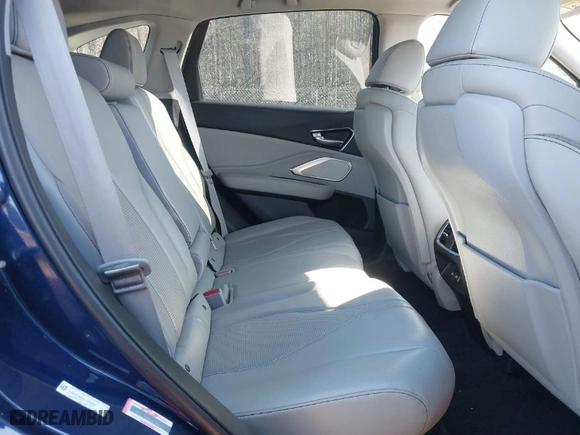 2019 Acura RDX w/Technology Pkg with VIN 5J8TC1H59KL002505, listed as a IAAI auction lot 41441302 with 137,330 mi miles. Bid and sale history available at carsss.com. Image 8.