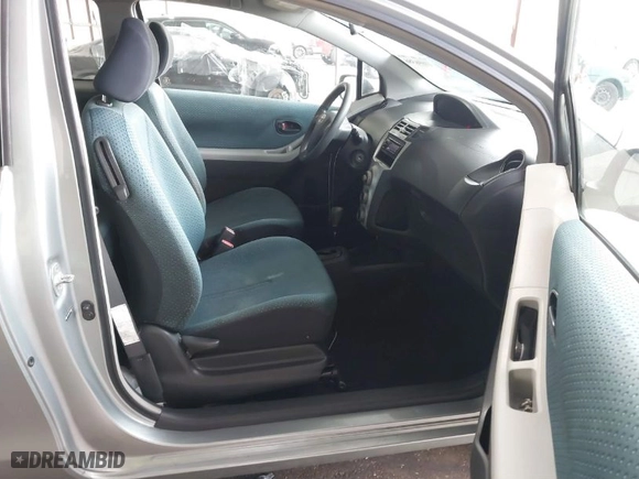 2007 Toyota Yaris with VIN JTDJT923175048577, listed as a IAAI auction lot 41696386 with 161,827 mi miles. Bid and sale history available at carsss.com. Image 5.