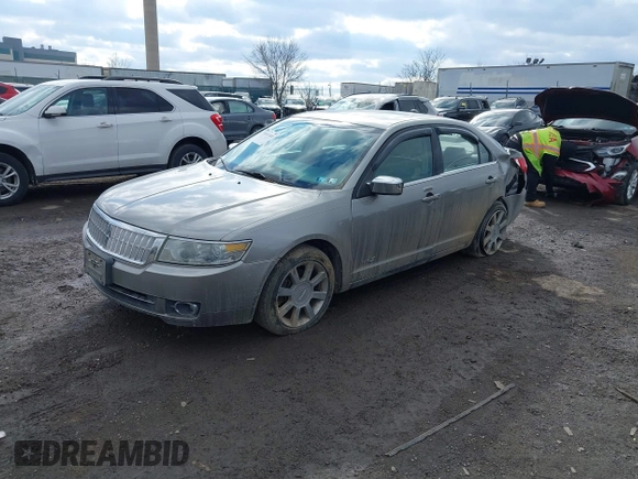 2008 Lincoln MKZ with VIN 3LNHM28T68R657068, listed as a IAAI auction lot 41431401 with 128,940 mi miles. Bid and sale history available at carsss.com. Image 2.