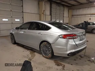 2017 Ford Fusion SE z VIN 3FA6P0H95HR203170, wystawiony jako IAAI lot #41569303 z przebiegiem 143 287 mil mil oraz . Historia ofert i sprzedaży dostępna na DreamBid. Obrazek 3.