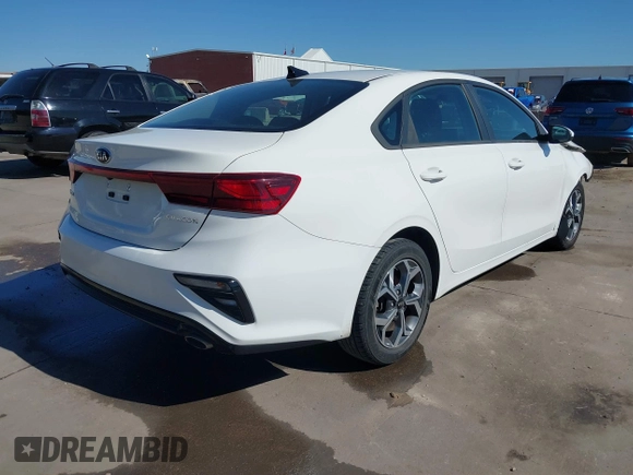 2021 Kia Forte FE with VIN 3KPF24AD7ME267985, listed as a IAAI auction lot 41686352 with 75,661 mi miles. Bid and sale history available at carsss.com. Image 4.