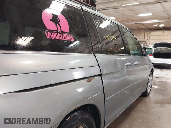 2008 Honda Odyssey EX-L with VIN 5FNRL38738B030818, listed as a IAAI auction lot 41718717 with 247,994 mi miles and . Bid and sale history available at DreamBid. Image 18.