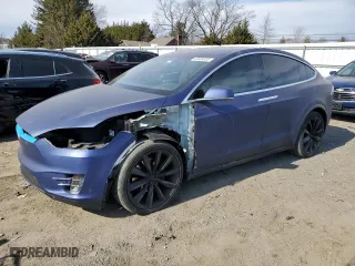 2018 Tesla Model X 75D with VIN 5YJXCDE26JF089924, listed as a Copart auction lot 46504905 with 73,981 mi miles and Salvage Title. Bid and sale history available at carsss.com. Image 1.