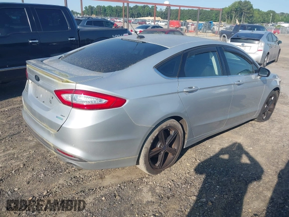 2016 Ford Fusion SE with VIN 3FA6P0HD0GR298790, listed as a IAAI auction lot 42394183 with 180,570 mi miles and . Bid and sale history available at DreamBid. Image 4.