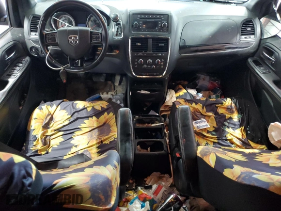 2014 Dodge Grand Caravan SE with VIN 2C4RDGBG6ER463529, listed as a Copart auction lot 51830695 with 105,675 mi miles and Salvage Title. Bid and sale history available at DreamBid. Image 8.