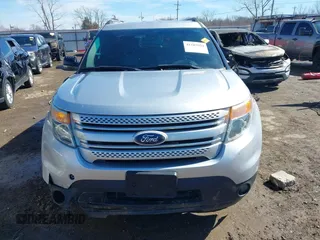 2011 Ford Explorer XLT with VIN 1FMHK8D85BGA11352, listed as a IAAI auction lot 41583934 with 238,362 mi miles and . Bid and sale history available at carsss.com. Image 12.