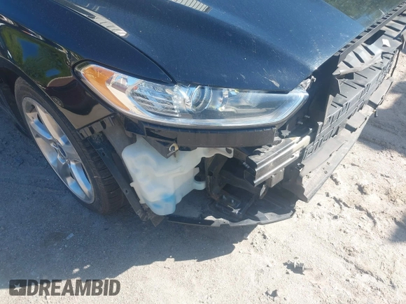 2016 Ford Fusion SE with VIN 3FA6P0H70GR373188, listed as a IAAI auction lot 42310193 with 127,295 mi miles and . Bid and sale history available at DreamBid. Image 20.
