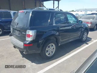 2008 Mercury Mariner Premier z VIN 4M2CU97188KJ22670, wystawiony jako IAAI lot #42213572 z przebiegiem 224 826 mil mil oraz . Historia ofert i sprzedaży dostępna na DreamBid. Obrazek 4.