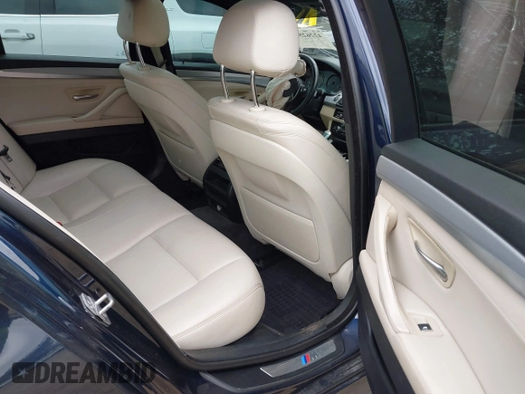 2015 BMW 5 Series 528i with VIN WBA5A5C57FD513039, listed as a IAAI auction lot 42262592 with 79,328 mi miles and . Bid and sale history available at DreamBid. Image 8.