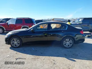 2015 Infiniti Q40 with VIN JN1CV6AR1FM650961, listed as a IAAI auction lot 41256986 with 1 mi miles. Bid and sale history available at carsss.com. Image 14.