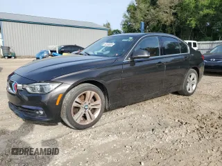 2018 BMW 3 Series 330i xDrive z VIN WBA8D9G55JNU71401, wystawiony jako Copart lot #60206935 z przebiegiem Nie podano mil oraz Czysty tytuł • Clean title. Historia ofert i sprzedaży dostępna na DreamBid. Obrazek 1.