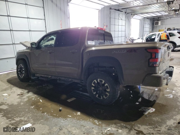 2024 Nissan Frontier PRO-4X with VIN 1N6ED1EK2RN605631, listed as a Copart auction lot 88633685 with 0 mi miles and Salvage Title. Bid and sale history available at carsss.com. Image 2.