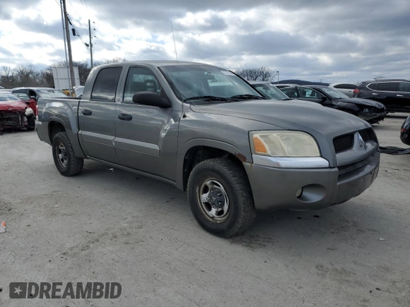 2007 Mitsubishi Raider LS z VIN 1Z7HT28K27S243579, wystawiony jako Copart lot #87357884 z przebiegiem 236 753 mil mil oraz Czysty tytuł • Clean title. Historia ofert i sprzedaży dostępna na DreamBid. Obrazek 4.