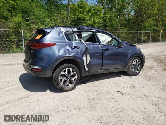 2021 Kia Sportage EX with VIN KNDPNCAC0M7847575, listed as a Copart auction lot 57667035 with Not provided miles and Salvage title. Bid and sale history available at DreamBid. Image 3.
