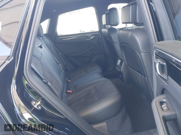 2015 Porsche Macan S with VIN WP1AB2A58FLB51761, listed as a IAAI auction lot 41881994 with 45,540 mi miles. Bid and sale history available at carsss.com. Image 8.