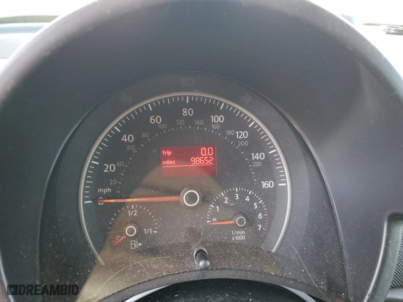 2008 Volkswagen New Beetle Convertible SE with VIN 3VWRG31Y18M406769, listed as a Copart auction lot 44470015 with 98,652 mi miles and Salvage Title. Bid and sale history available at carsss.com. Image 9.