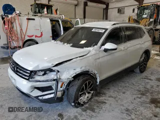 2021 Volkswagen Tiguan SE with VIN 3VV3B7AX8MM026717, listed as a Copart auction lot 86846314 with 118,693 mi miles and Salvage Title. Bid and sale history available at DreamBid. Image 1.