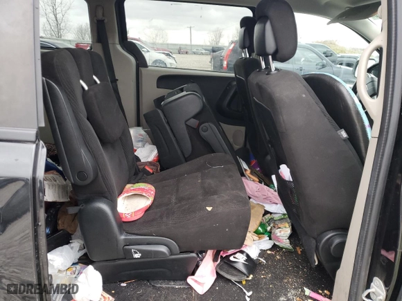 2016 Dodge Grand Caravan Canada Value Package with VIN 2C4RDGBG5GR337505, listed as a Copart auction lot 50130215 with 131,216 mi miles and Clean Title. Bid and sale history available at carsss.com. Image 11.