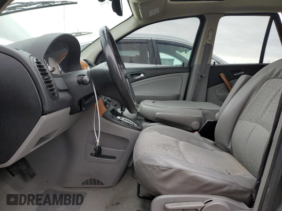 2006 Saturn VUE z VIN 5GZCZ63406S871660, wystawiony jako Copart lot #83851804 z przebiegiem 196 634 mil mil oraz Szkody całkowita. Historia ofert i sprzedaży dostępna na DreamBid. Obrazek 7.