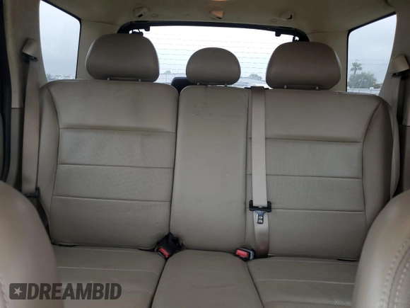2005 Ford Escape Limited z VIN 1FMYU04195KB37679, wystawiony jako Copart lot #50656585 z przebiegiem 218 891 mil mil oraz Szkoda całkowita • Salvage title. Historia ofert i sprzedaży dostępna na DreamBid. Obrazek 10.