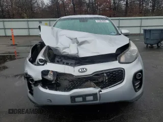 2017 Kia Sportage LX z VIN KNDPMCAC6H7273914, wystawiony jako Copart lot #51964805 z przebiegiem 92 566 mil mil oraz Szkoda całkowita • Salvage title. Historia ofert i sprzedaży dostępna na DreamBid. Obrazek 5.