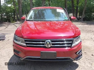 2018 Volkswagen Tiguan SEL with VIN 3VV3B7AX6JM073546, listed as a IAAI auction lot 42439602 with 97,109 mi miles and . Bid and sale history available at DreamBid. Image 12.