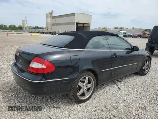 2006 Mercedes-Benz CLK-Class 3.5L with VIN WDBTK56G26T069271, listed as a Copart auction lot 52191604 with 117,124 mi miles and Salvage Title. Bid and sale history available at carsss.com. Image 3.